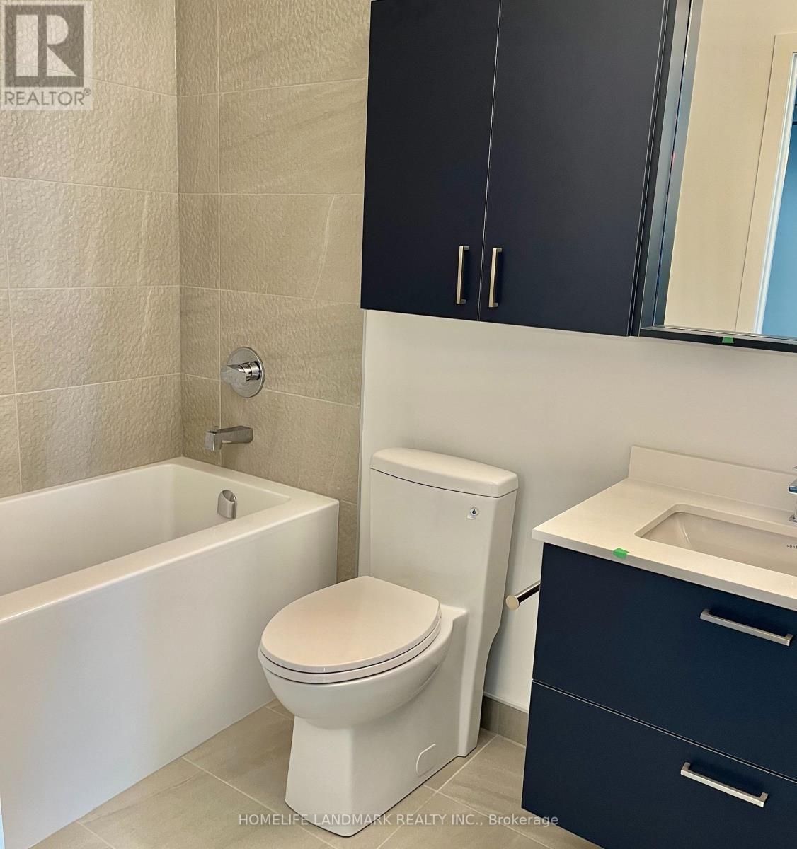 A1003 - 30 Upper Mall Way, Vaughan, ON - Indoor Photo Showing Bathroom