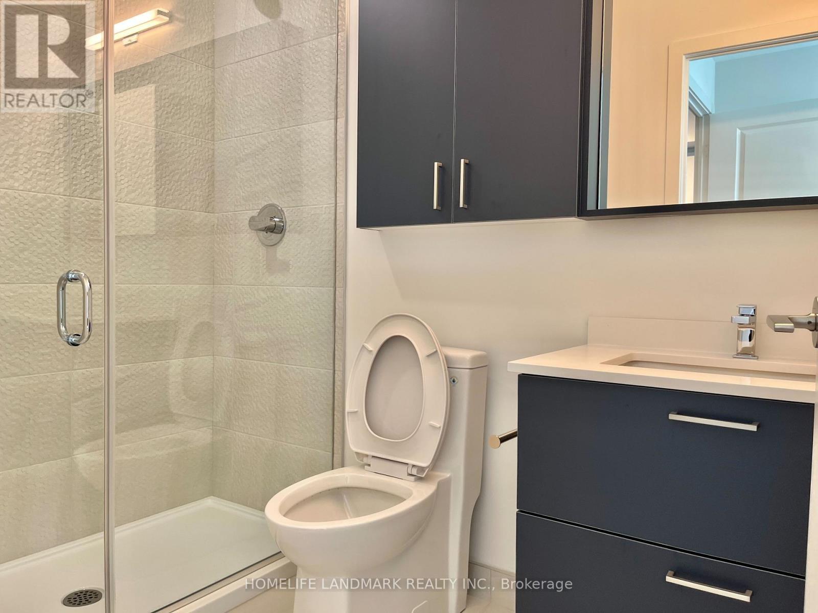 A1003 - 30 Upper Mall Way, Vaughan, ON - Indoor Photo Showing Bathroom