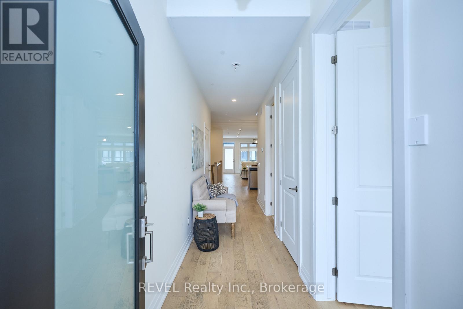 20 - 8974 Willoughby Drive, Niagara Falls (Chippawa), ON - Indoor Photo Showing Other Room