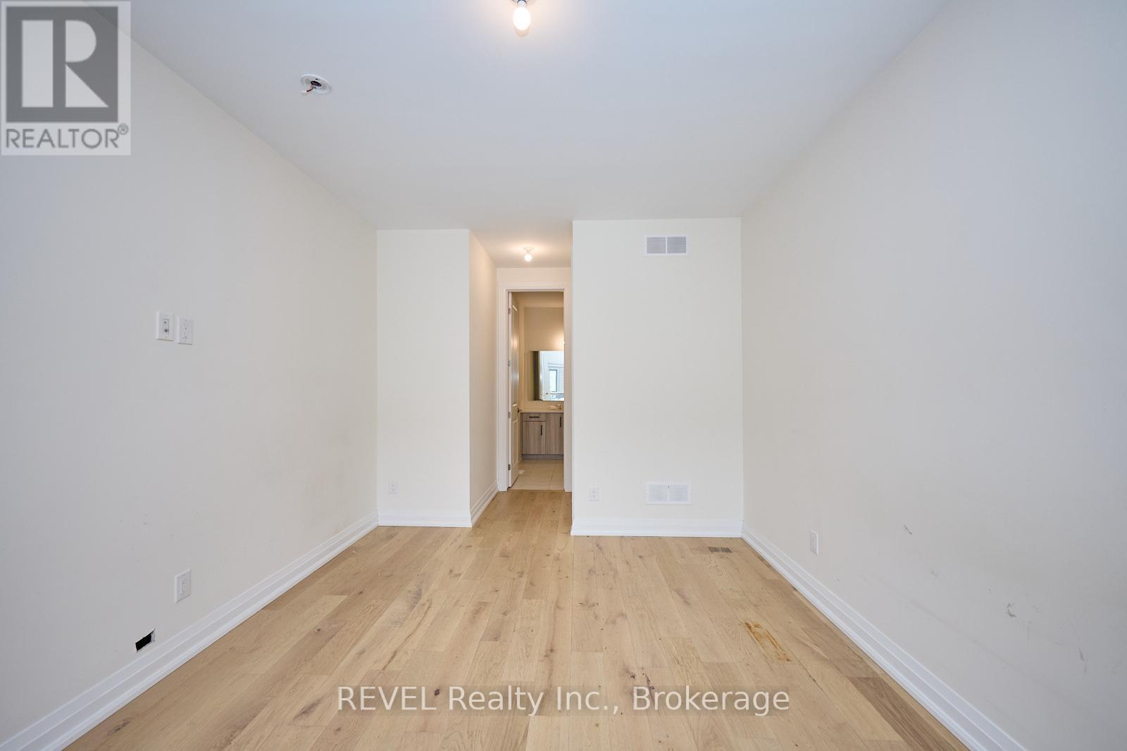 20 - 8974 Willoughby Drive, Niagara Falls (Chippawa), ON - Indoor Photo Showing Other Room