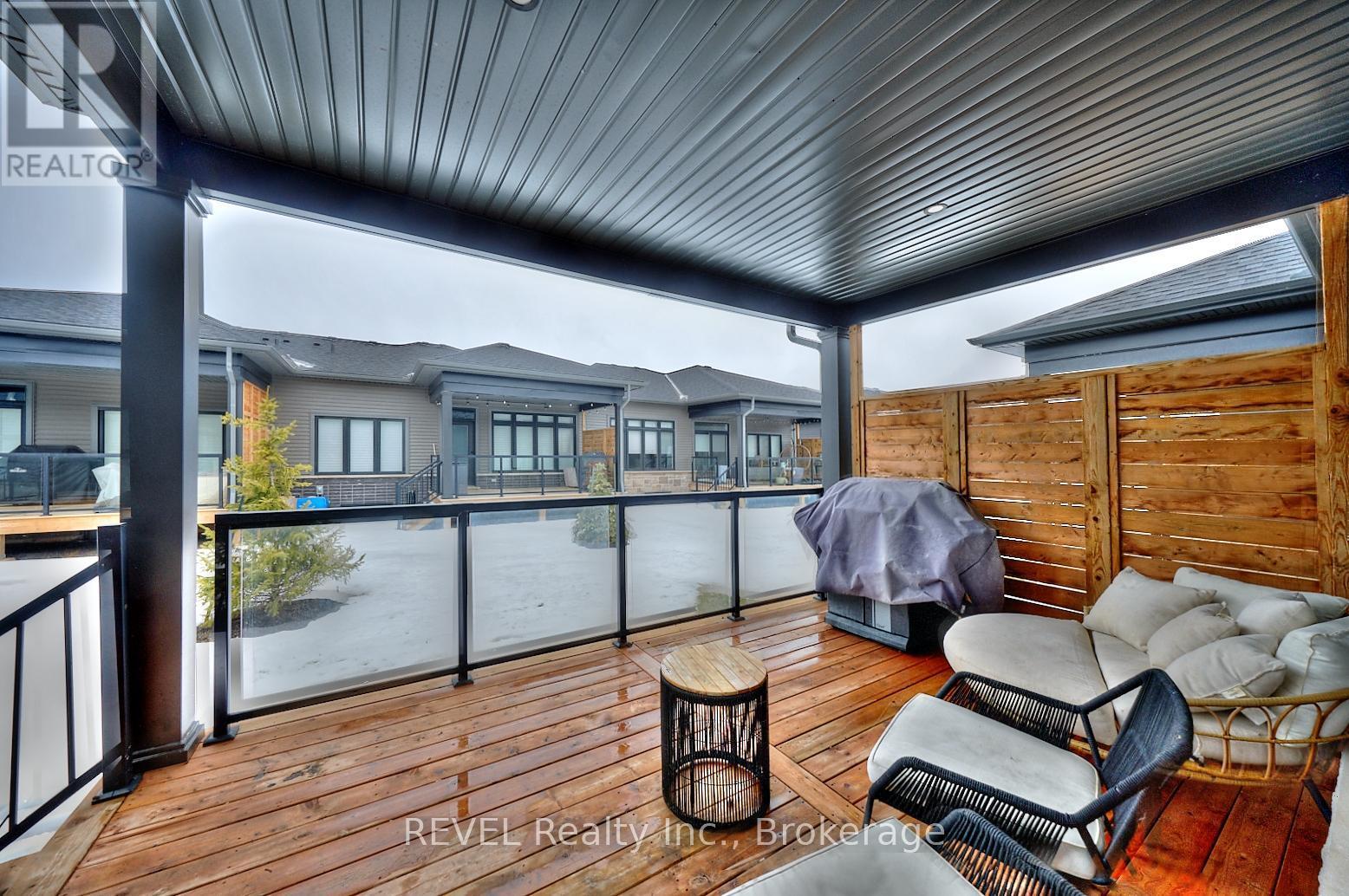 20 - 8974 Willoughby Drive, Niagara Falls (Chippawa), ON - Outdoor With Deck Patio Veranda With Exterior