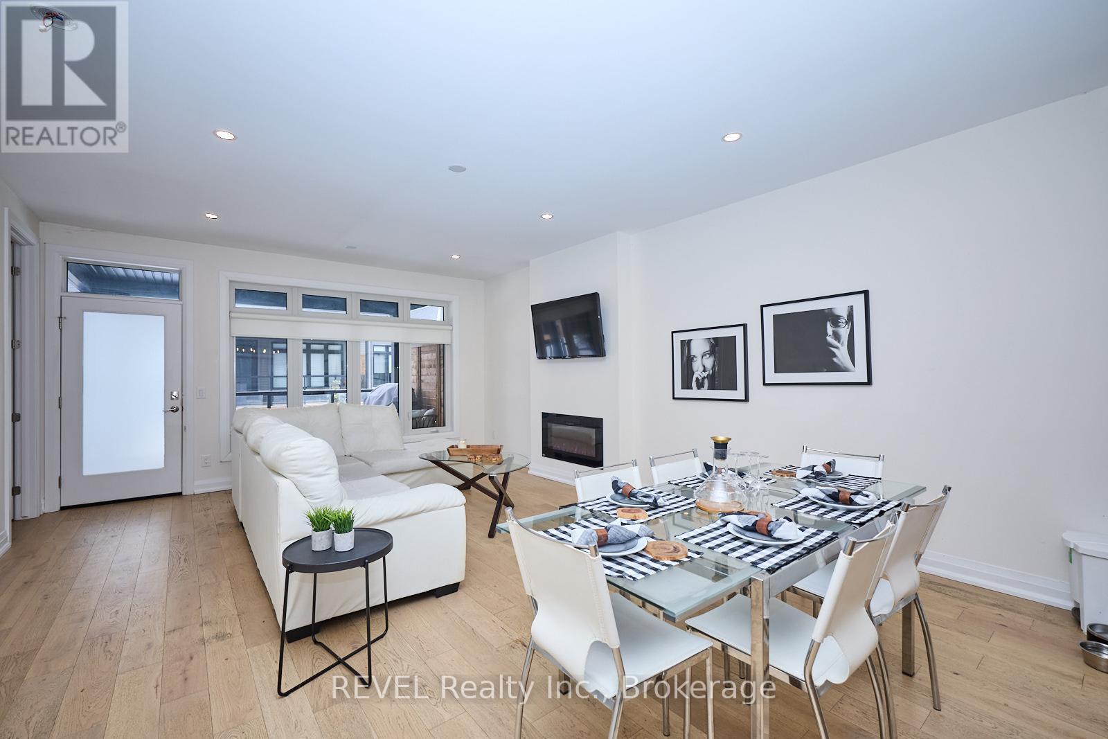 20 - 8974 Willoughby Drive, Niagara Falls (Chippawa), ON - Indoor