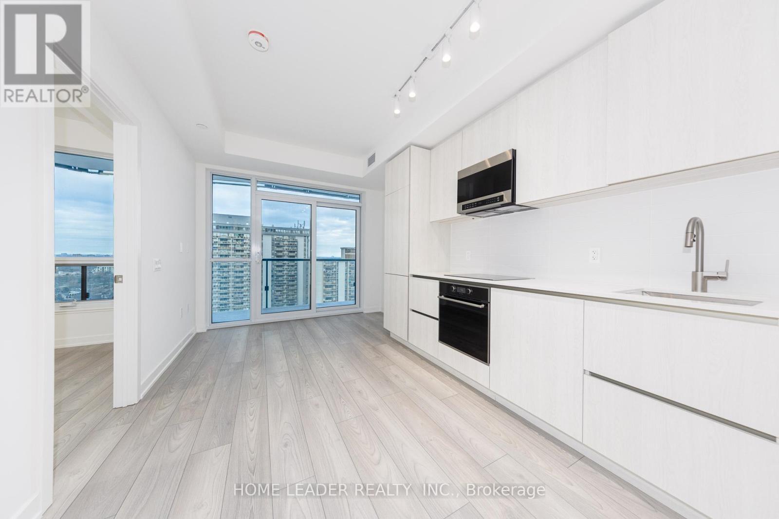 2114 - 120 Broadway Avenue, Toronto, ON - Indoor