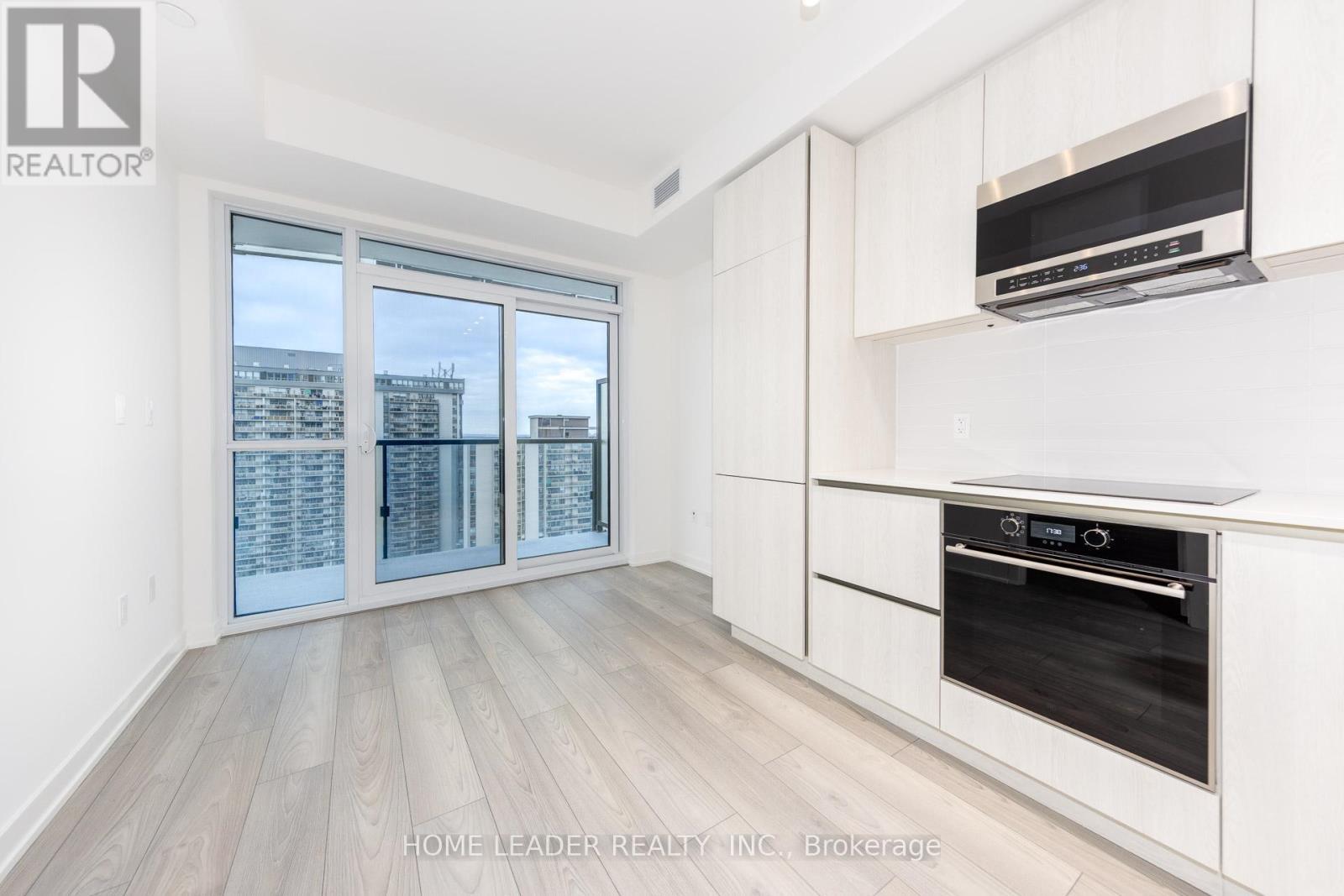 2114 - 120 Broadway Avenue, Toronto, ON - Indoor Photo Showing Other Room