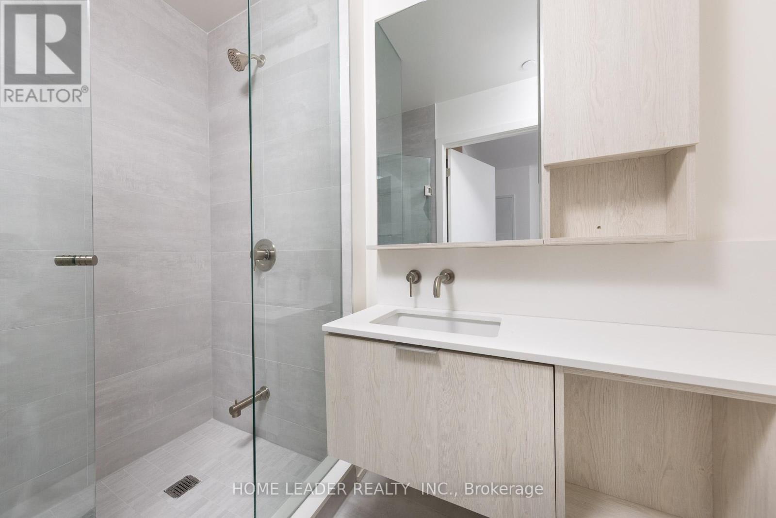 2114 - 120 Broadway Avenue, Toronto, ON - Indoor Photo Showing Bathroom