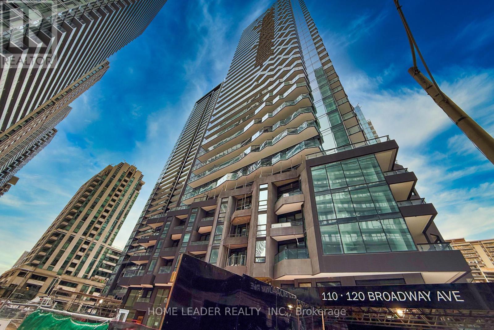 2114 - 120 Broadway Avenue, Toronto, ON - Outdoor