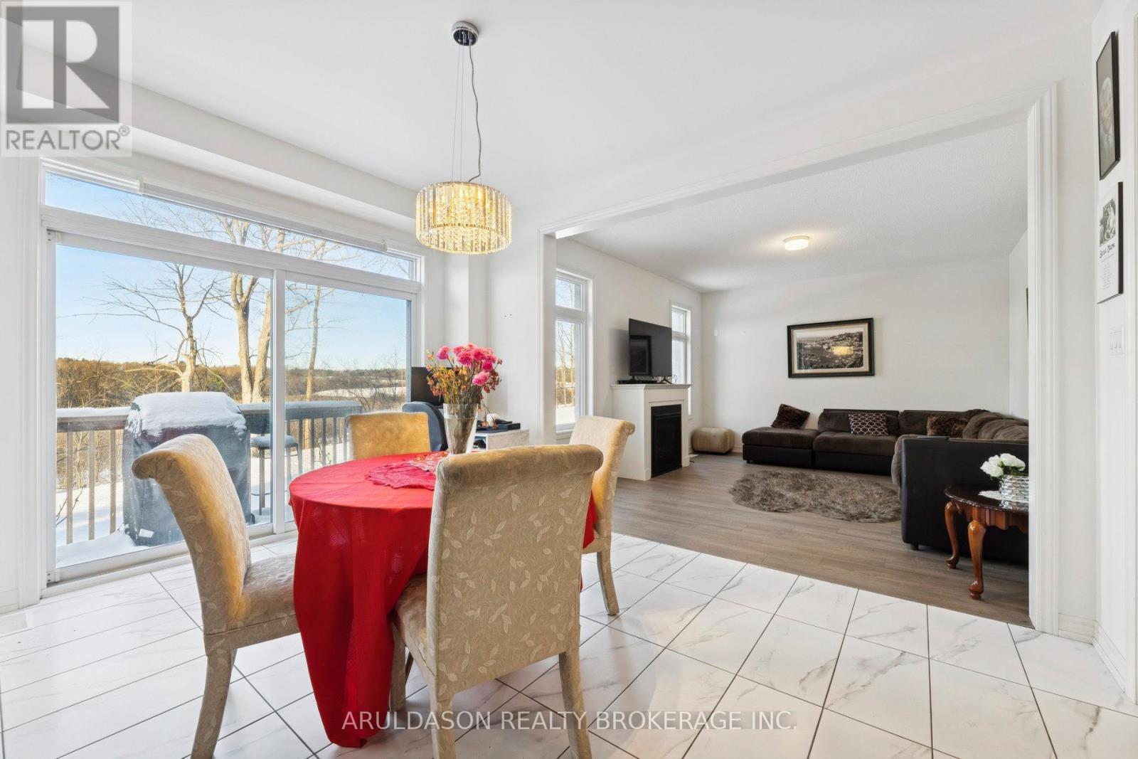 513 Hornbeck Street, Cobourg, ON - Indoor Photo Showing Dining Room