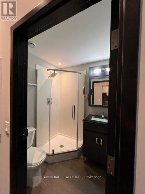 S109 - 330 Phillip Street W, Waterloo, ON - Indoor Photo Showing Bathroom