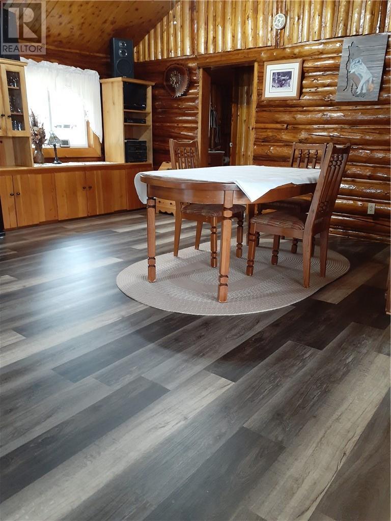 3 Onaping Lake, Onaping, ON - Indoor