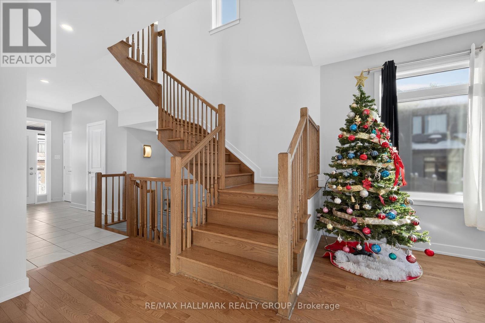 307 Ibanez Walk, Ottawa, ON - Indoor Photo Showing Other Room