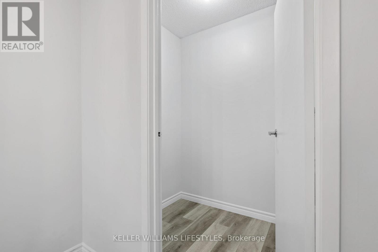 105 - 15 Jacksway Crescent, London North (North G), ON - Indoor Photo Showing Other Room