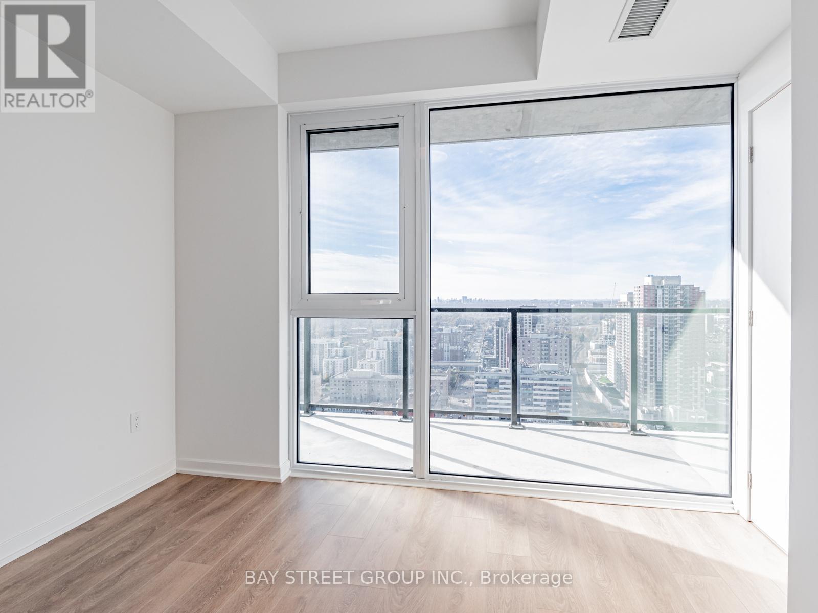 2703 - 1285 Dupont Street, Toronto, ON - Indoor Photo Showing Other Room