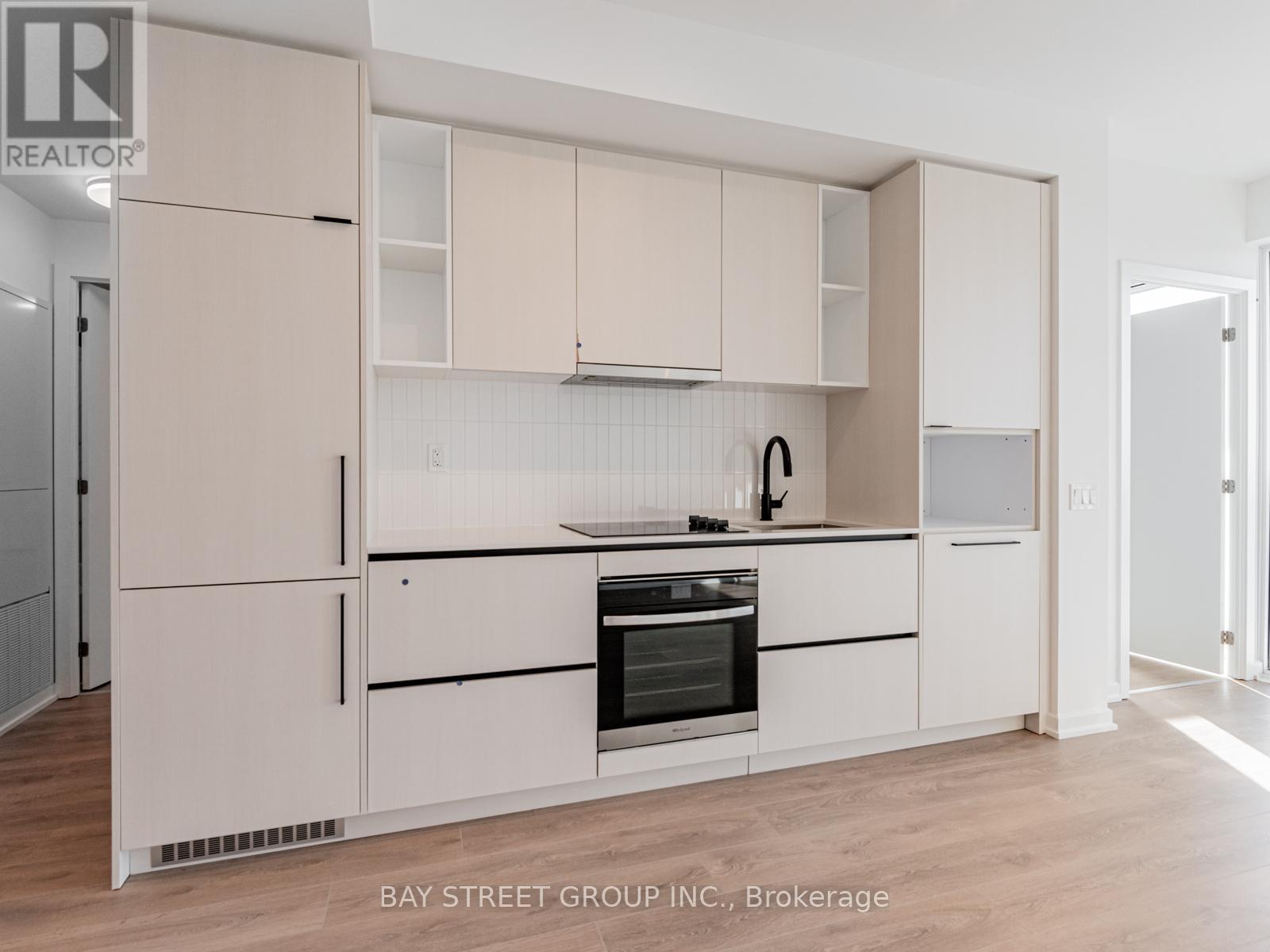 2703 - 1285 Dupont Street, Toronto, ON - Indoor Photo Showing Kitchen