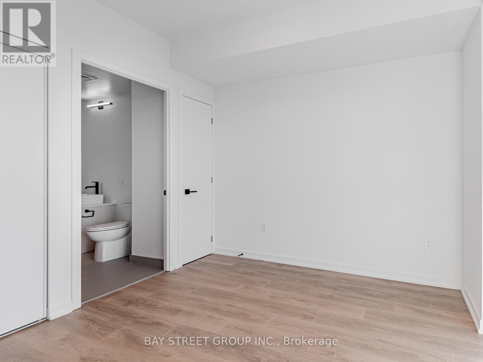 2703 - 1285 Dupont Street, Toronto, ON - Indoor Photo Showing Other Room