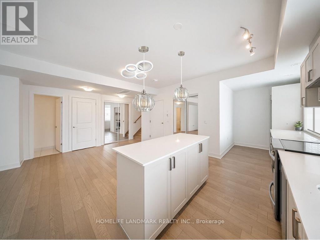253 - 1095 Douglas Mccurdy Common, Mississauga, ON - Indoor Photo Showing Kitchen