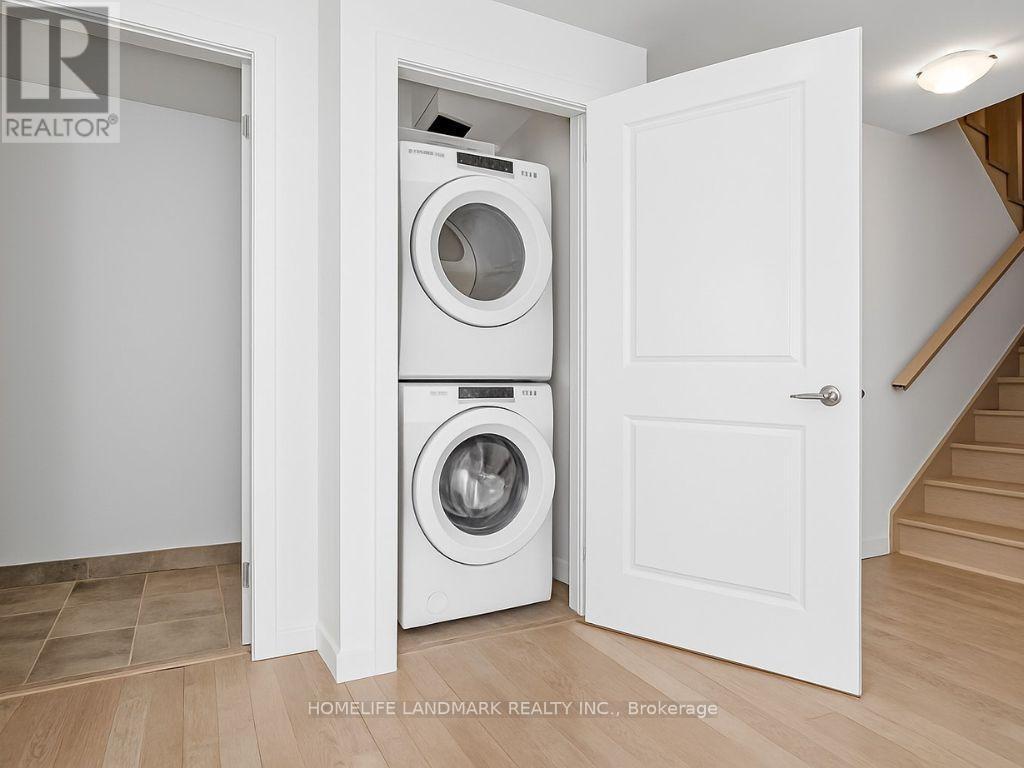 253 - 1095 Douglas Mccurdy Common, Mississauga, ON - Indoor Photo Showing Laundry Room