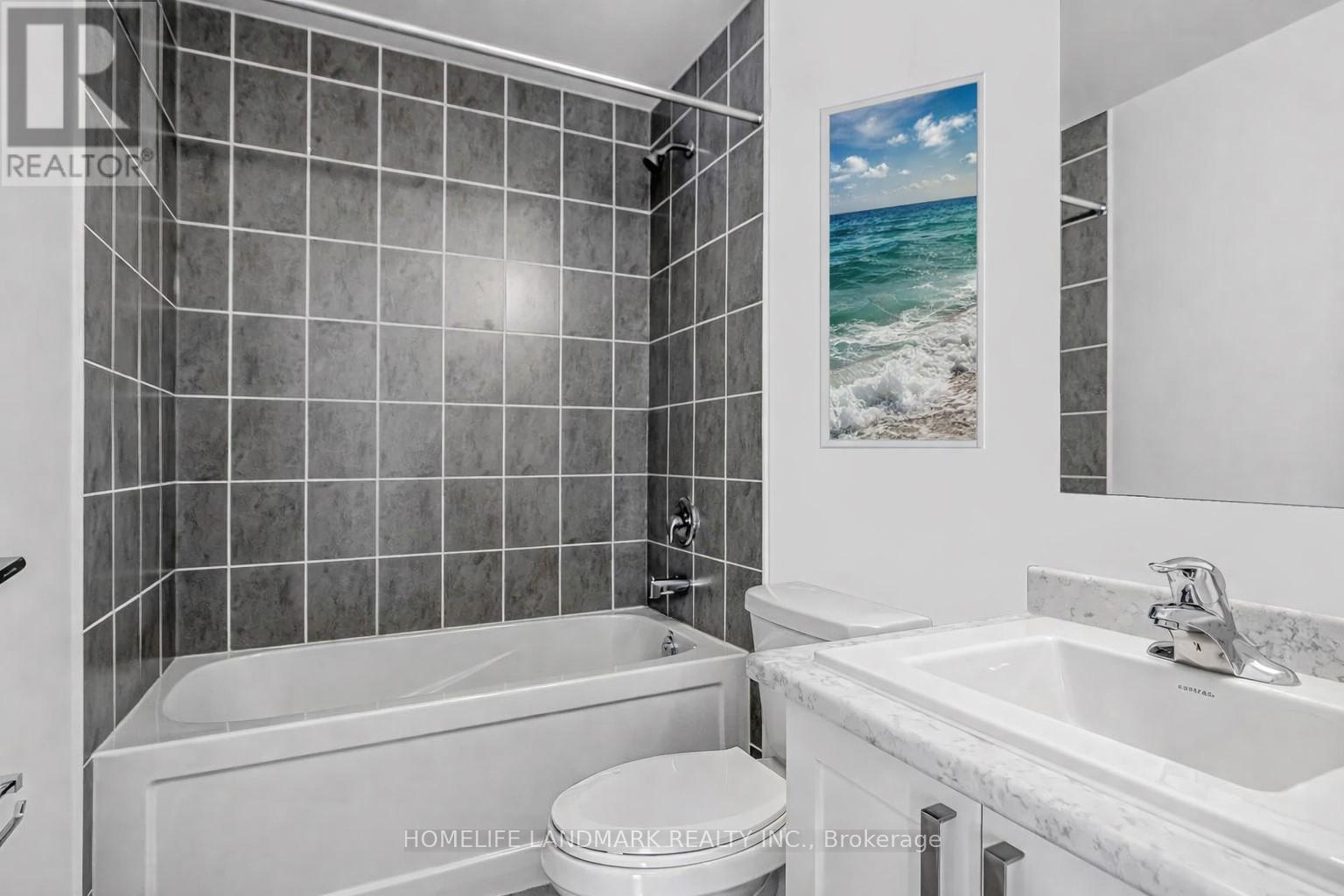 253 - 1095 Douglas Mccurdy Common, Mississauga, ON - Indoor Photo Showing Bathroom