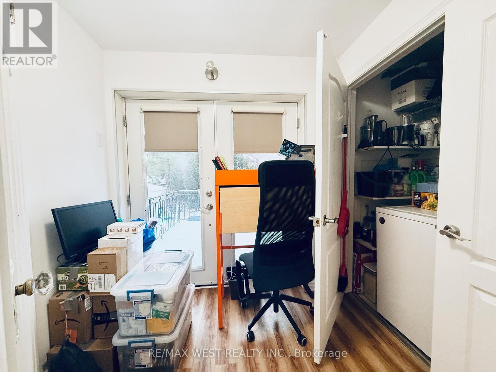 Main & 2Nd - 15 Keystone Avenue, Toronto, ON - Indoor Photo Showing Other Room