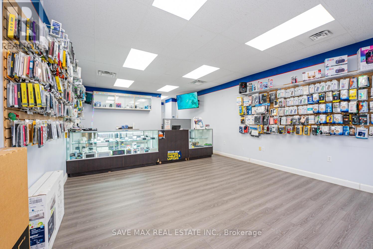 B - 547 Upper James Street, Hamilton, ON