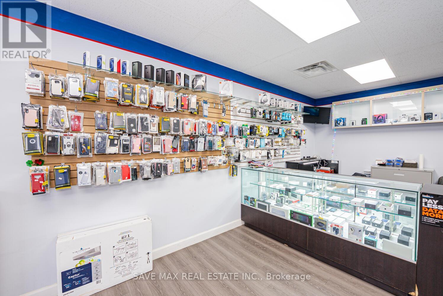 B - 547 Upper James Street, Hamilton, ON