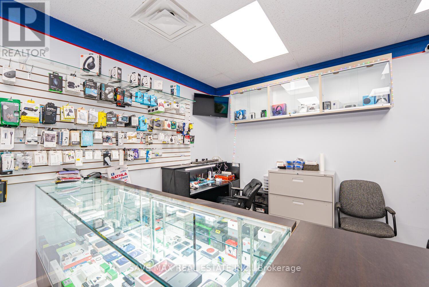 B - 547 Upper James Street, Hamilton, ON