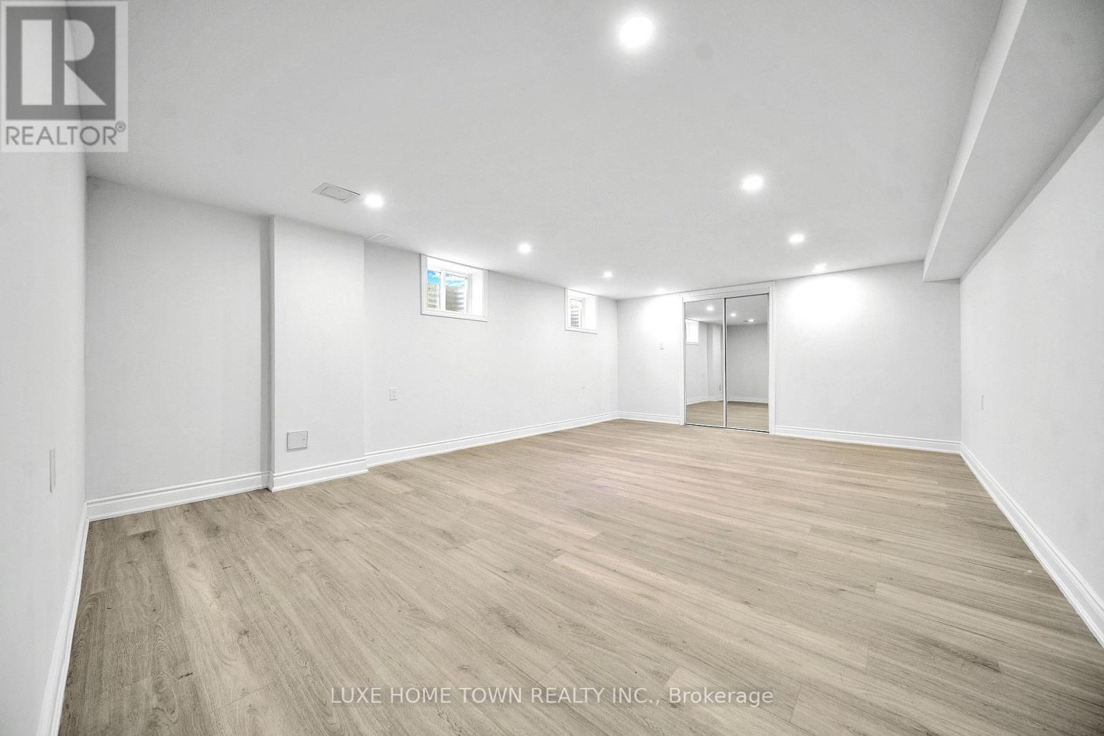 5 Centennial Drive, Brockton, ON - Indoor