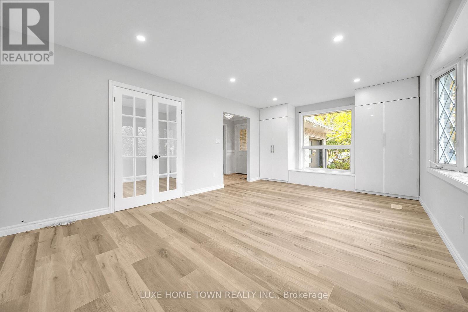 5 Centennial Drive, Brockton, ON - Indoor Photo Showing Other Room