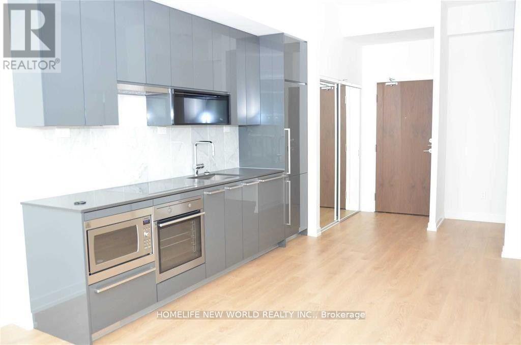 909 - 115 Mcmahon Drive, Toronto, ON - Indoor Photo Showing Kitchen