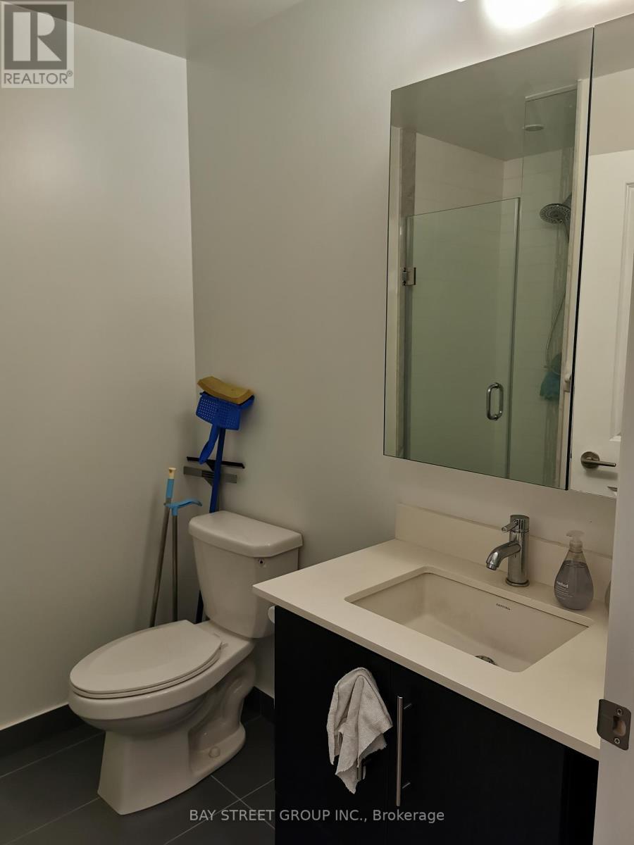 1002 - 55 Oneida Crescent, Richmond Hill, ON - Indoor Photo Showing Bathroom