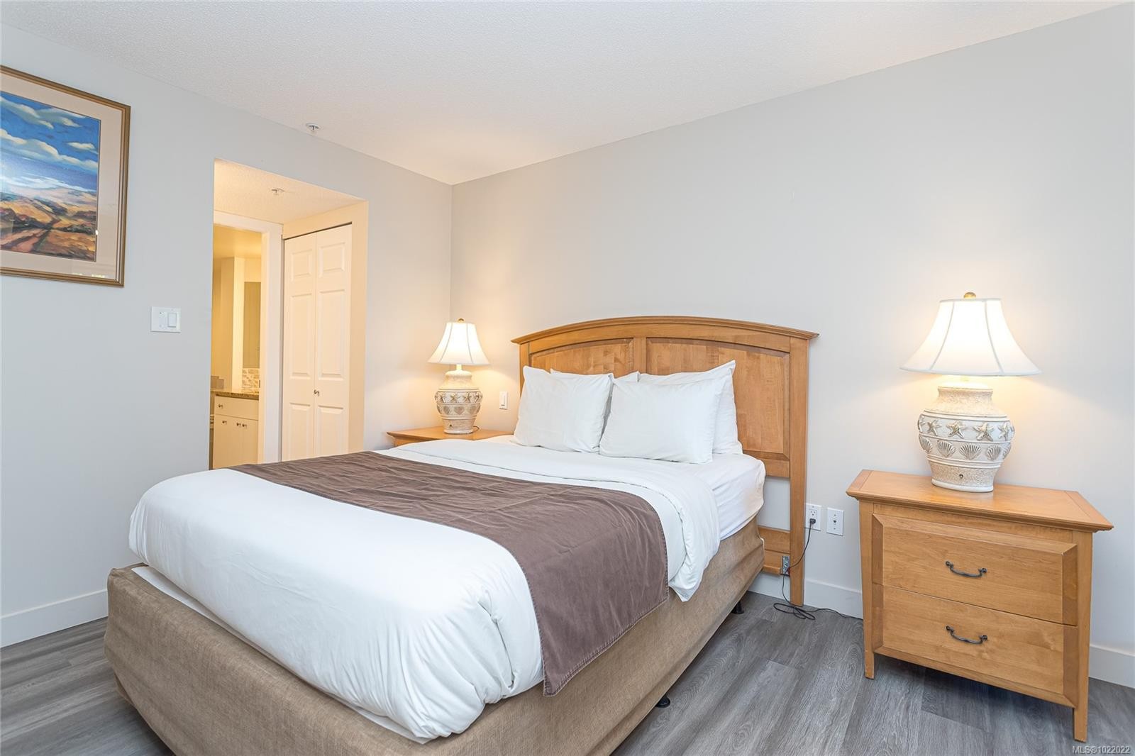 724-1600 Stroulger Rd, Nanoose Bay, BC - Indoor Photo Showing Bedroom