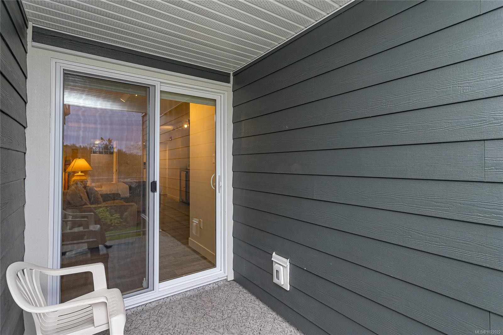 724-1600 Stroulger Rd, Nanoose Bay, BC - Outdoor With Exterior