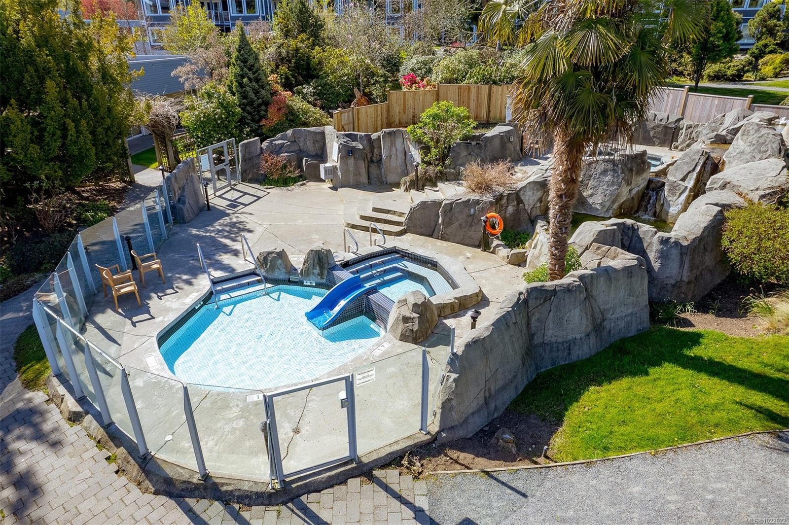 724-1600 Stroulger Rd, Nanoose Bay, BC - Outdoor With Backyard