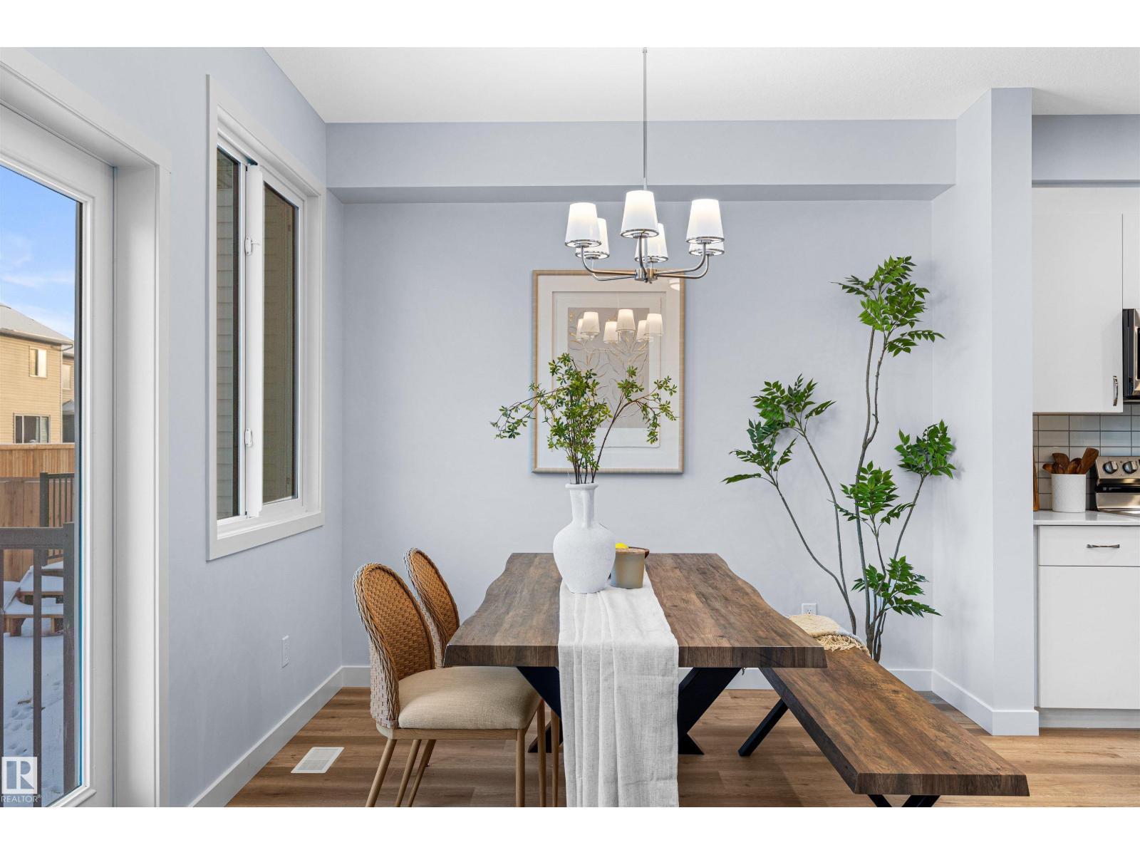 2013 209A St Nw, Edmonton, AB - Indoor Photo Showing Dining Room