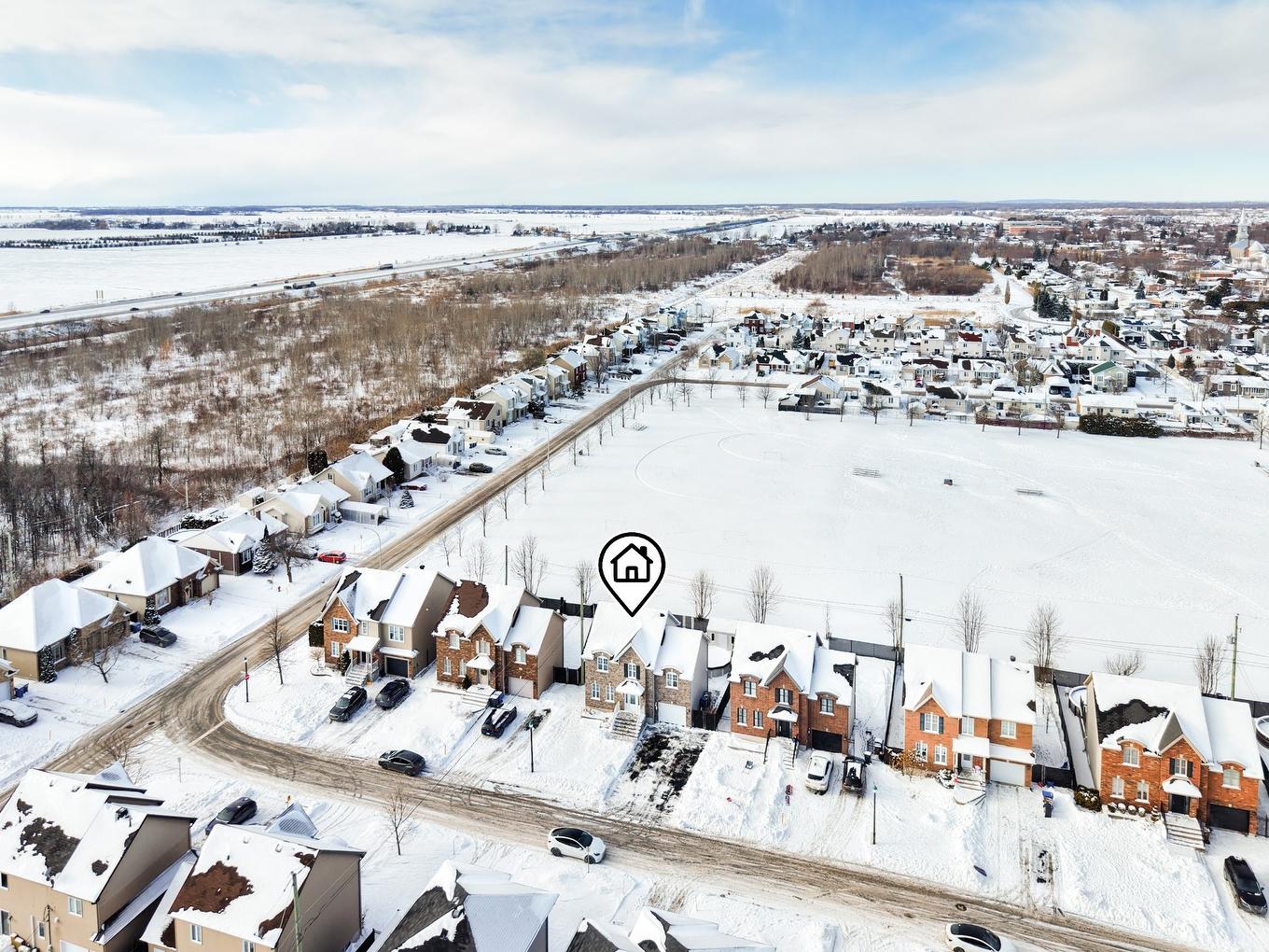 Aerial photo - 9 Rue Cloutier, Saint-Constant, QC - Outdoor With View
