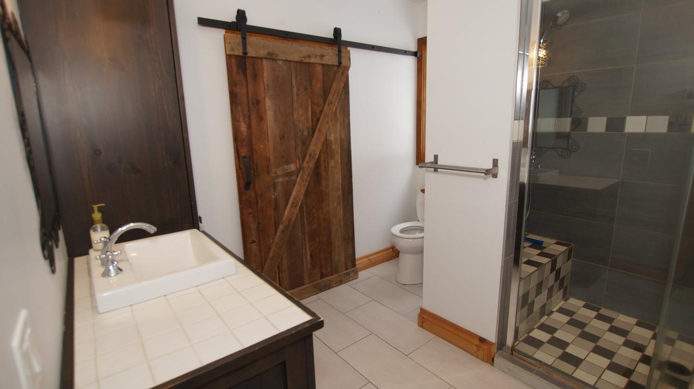 Salle de bains - 305Z Rue Laforest, Saint-Alphonse-Rodriguez, QC - Indoor Photo Showing Bathroom