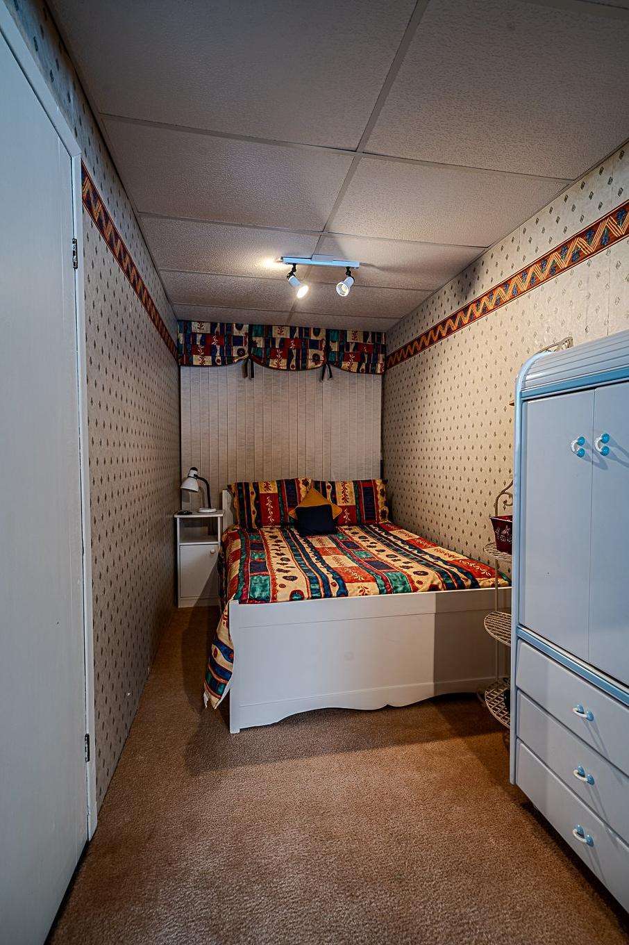 Office - 124 Rue Poitras, Val-Des-Sources, QC - Indoor Photo Showing Bedroom