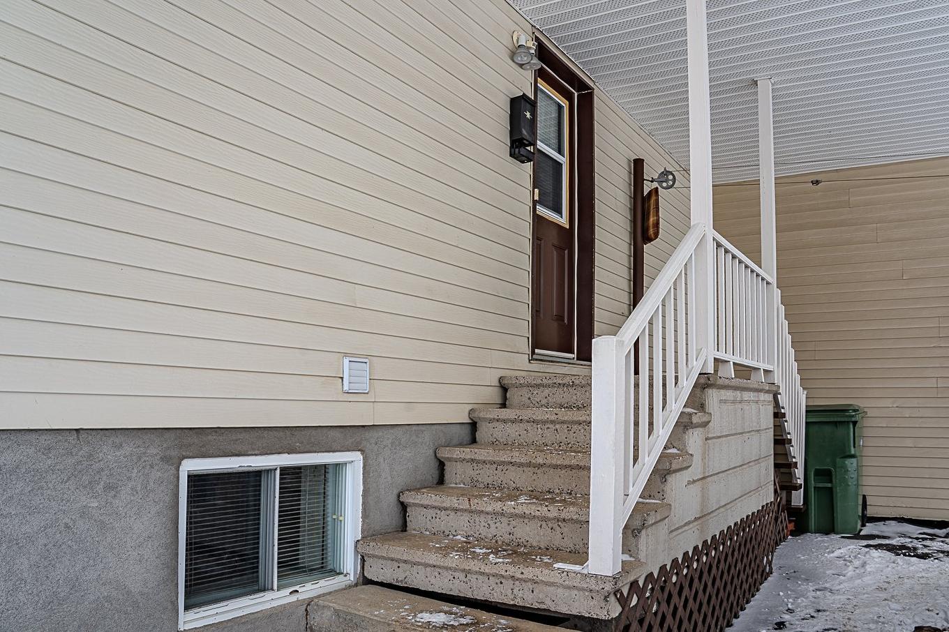 Frontage - 124 Rue Poitras, Val-Des-Sources, QC - Outdoor With Exterior