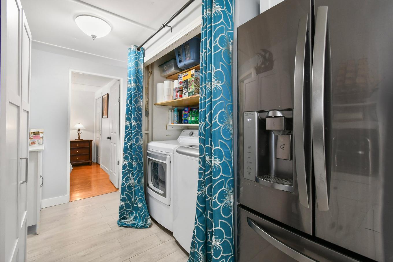 Salle de lavage - 4 5E Avenue S., Saint-Mathieu, QC - Indoor Photo Showing Laundry Room