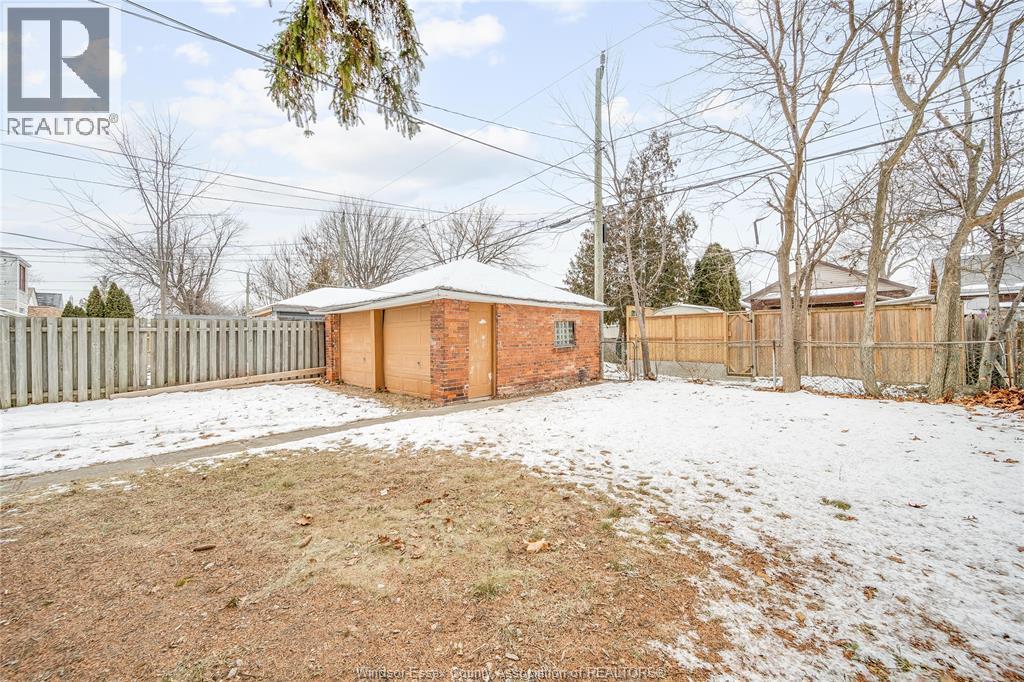 956 Curry Avenue Unit# Upper, Windsor, ON - Outdoor