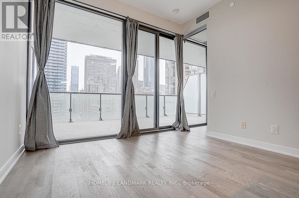 1909 - 57 St Joseph Street, Toronto, ON - Indoor Photo Showing Other Room