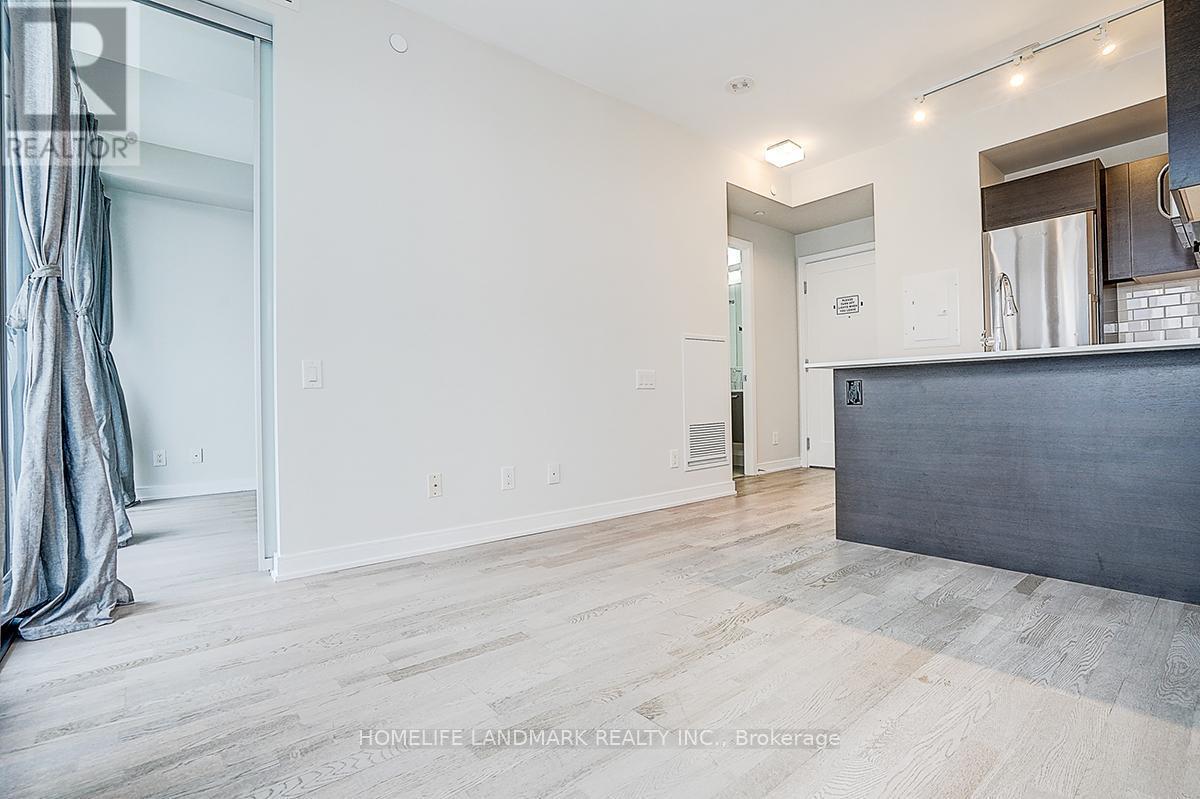 1909 - 57 St Joseph Street, Toronto, ON - Indoor