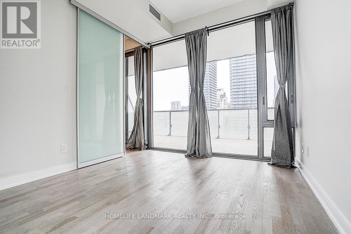 1909 - 57 St Joseph Street, Toronto, ON - Indoor Photo Showing Other Room