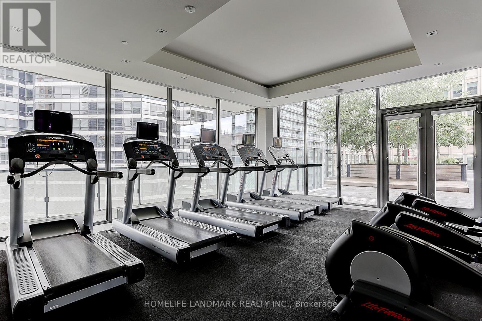 1909 - 57 St Joseph Street, Toronto, ON - Indoor Photo Showing Gym Room