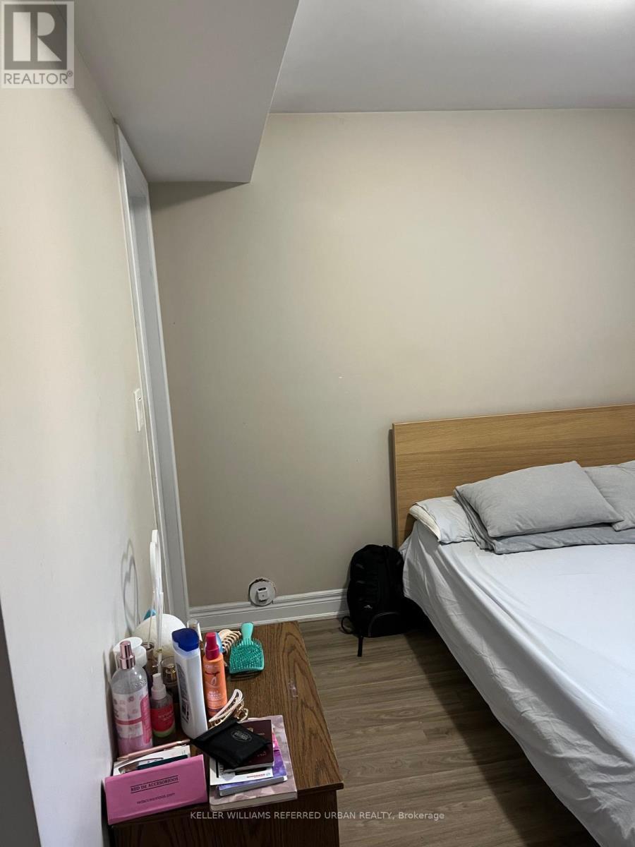 Bsmt 1 - 44 Regina Avenue, Toronto, ON - Indoor Photo Showing Bedroom