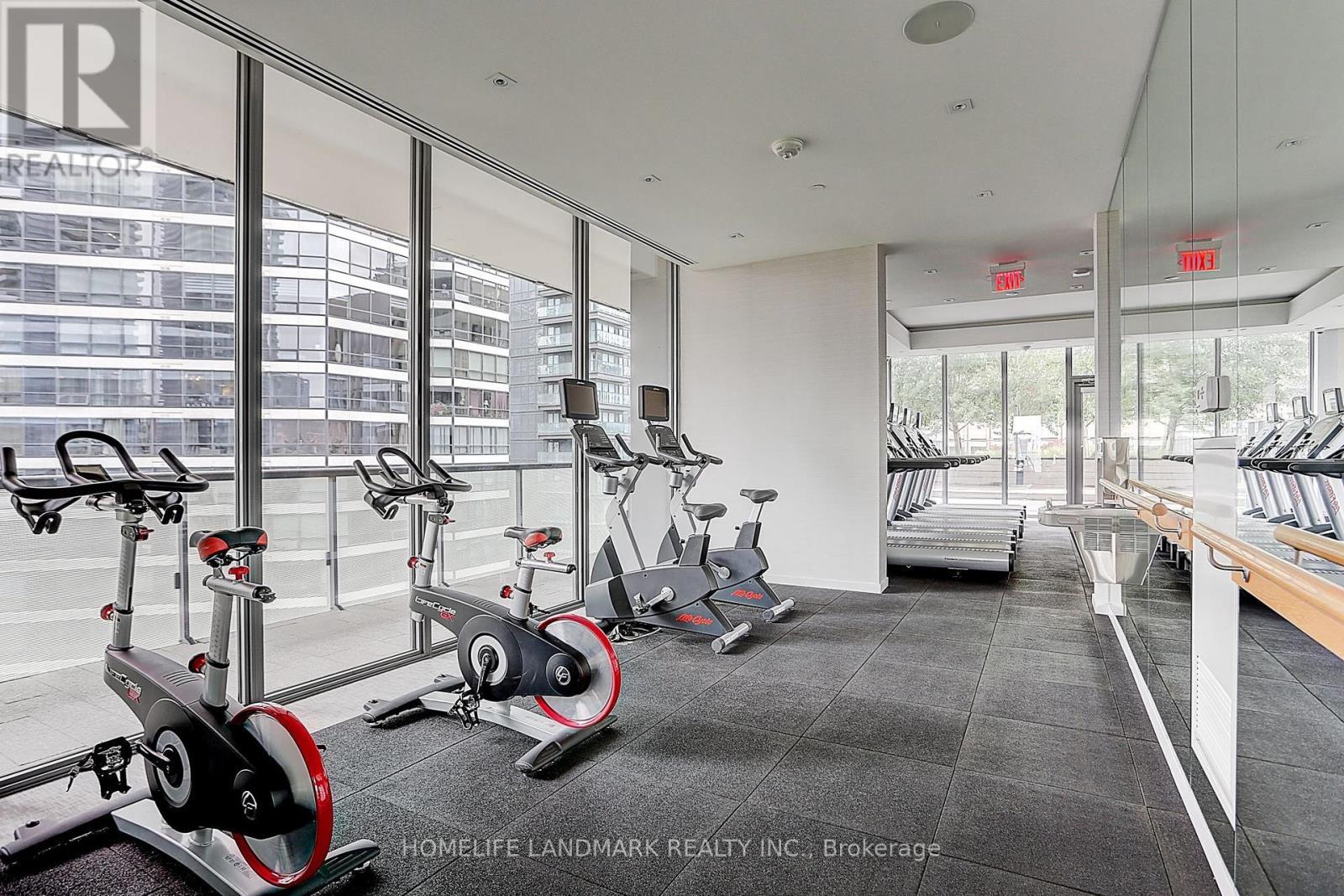 1909 - 57 St Joseph Street, Toronto, ON - Indoor Photo Showing Gym Room