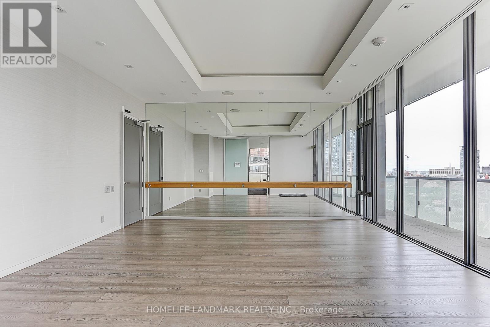 1909 - 57 St Joseph Street, Toronto, ON - Indoor Photo Showing Other Room