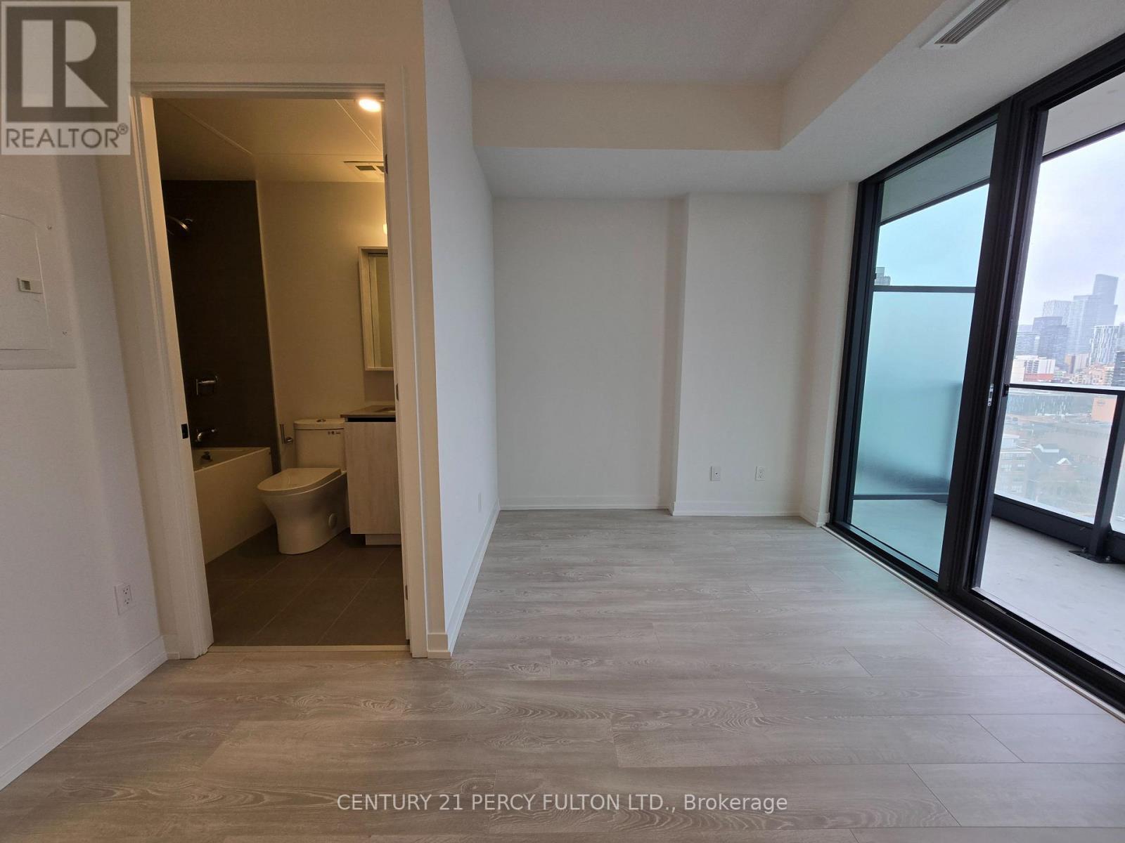 1709 - 35 Parliament Street, Toronto, ON - Indoor Photo Showing Other Room