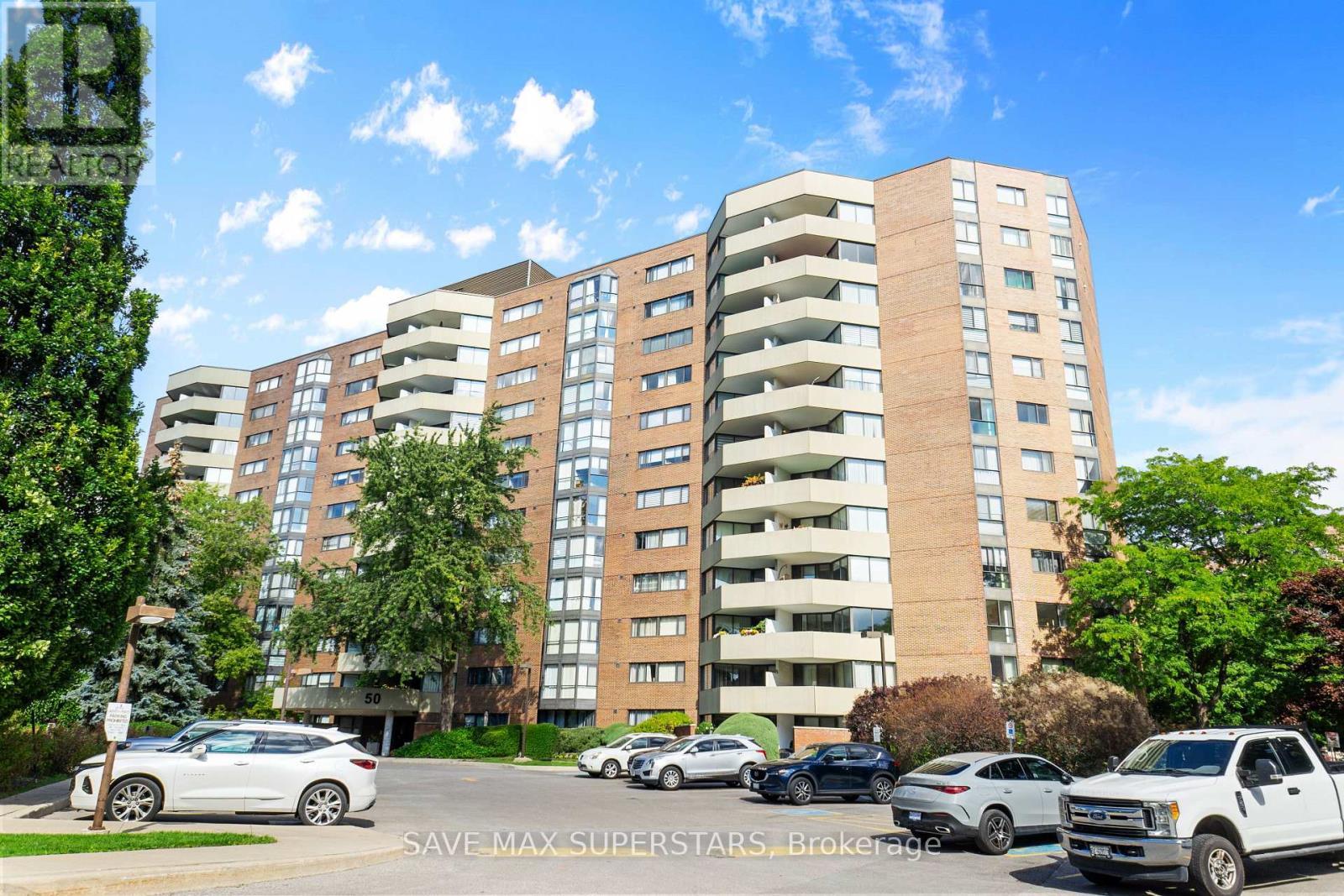 501 - 50 Baif Boulevard, Richmond Hill, ON - Outdoor With Balcony With Facade