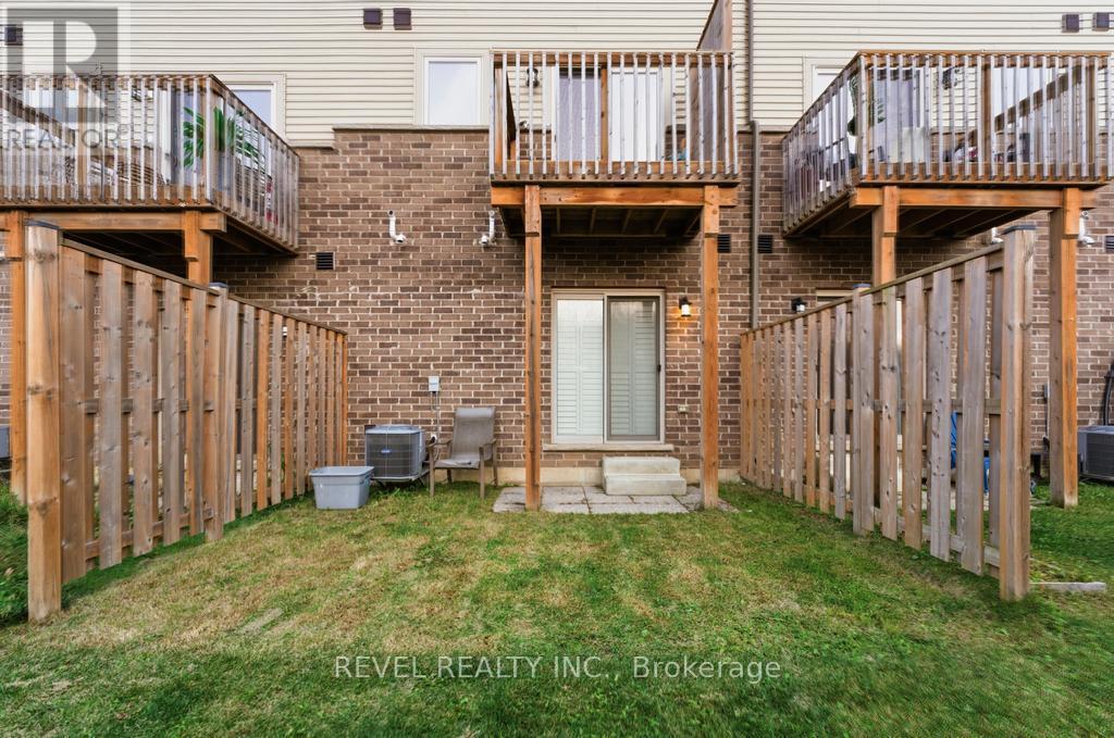 33 Barley Lane, Hamilton, ON - Outdoor With Exterior