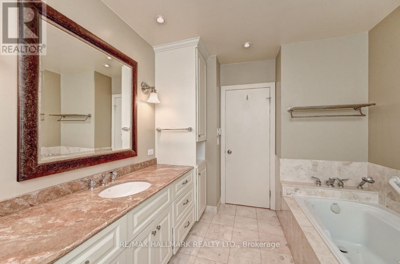 54 Ashton Crescent, Waterloo, ON - Indoor Photo Showing Bathroom